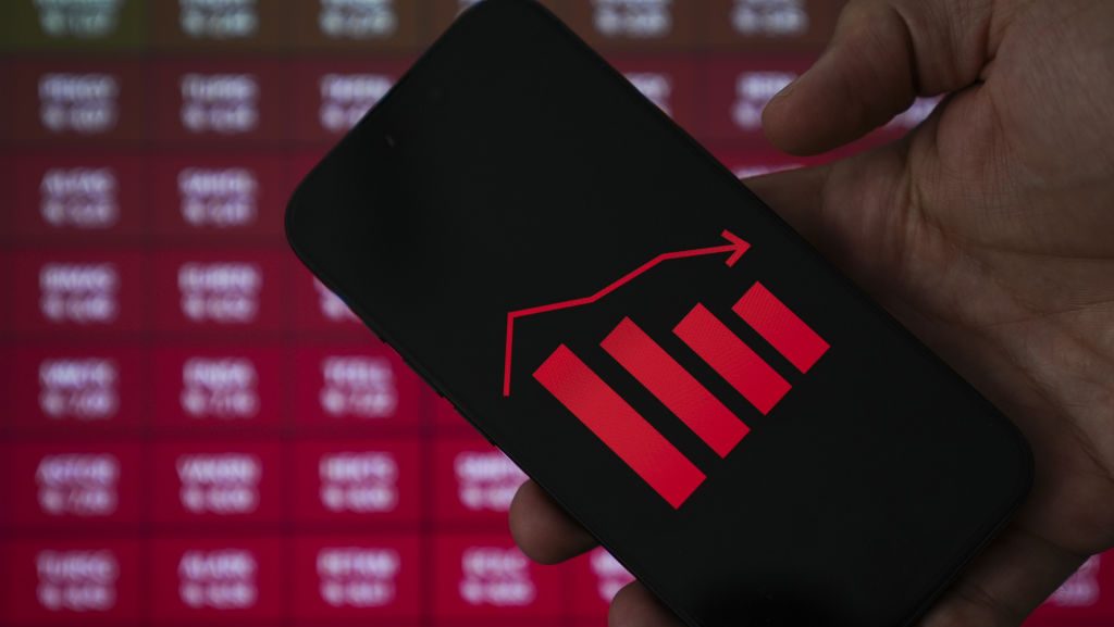 Árfolyamzuhanás: megszólalt Mészáros tőzsdei birodalmának feje