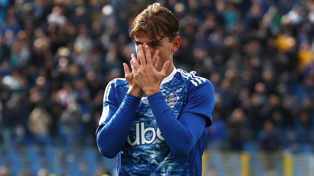 „Ha pályára lép és a labda megjelenik, azonnal átváltozik” – még Lionel Messi is csodálója a Serie A fiatal csillagának