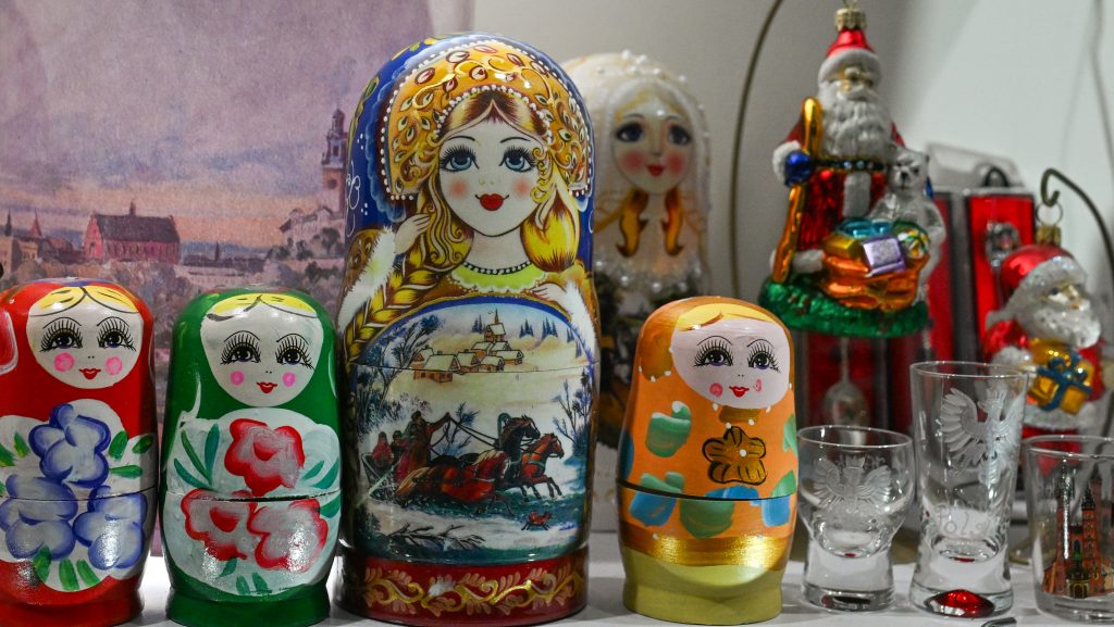 Panyi Szabolcs bemutatta a „Matrjoska” bothálózatot, amit az oroszok a kampány manipulálására használhatnak