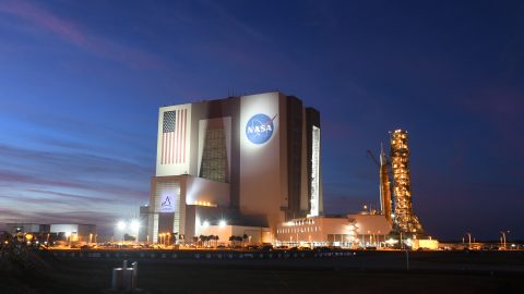 nasa, artemis-2, felbocsátás, rakéta, javítás, holdmisszió