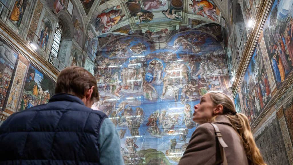 A hívek millióinak lehelete és izzadása miatt kell megtisztítani a Sixtus-kápolna világhírű freskóját