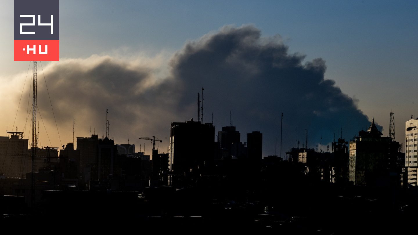 A Srí Lanka-i haditengerészet mentette ki egy iráni hadihajú legénységét