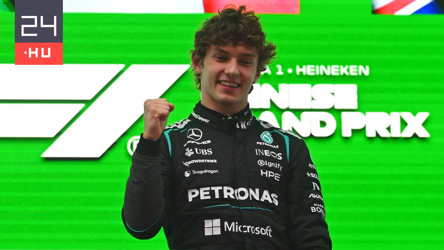 Kimi Antonelli élete első futamgyőzelmét ünnepelte Kínában