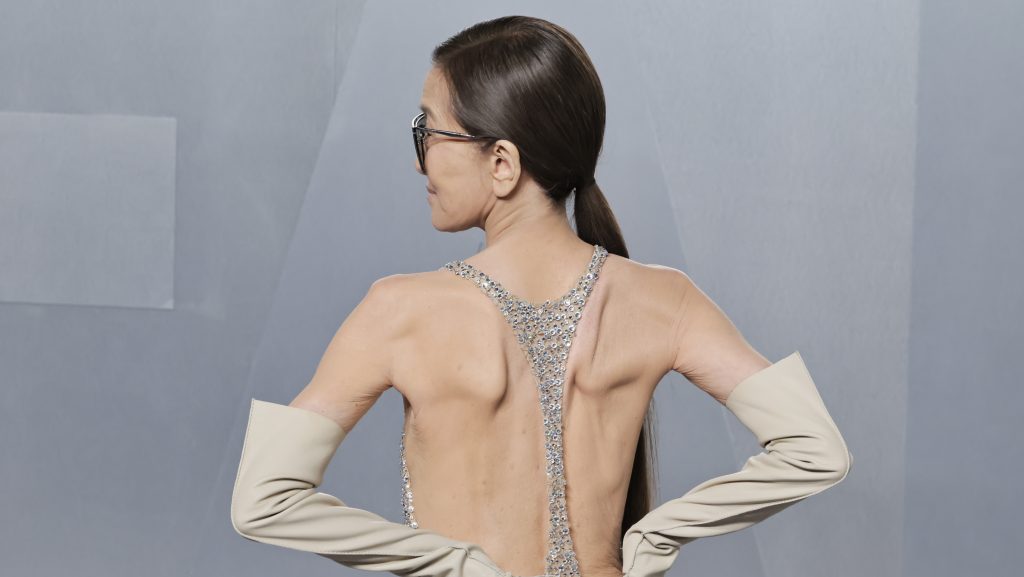 A 76 éves Vera Wang megint úgy nézett ki az Oscar-afterpartin, hogy harminc évet letagadhatott