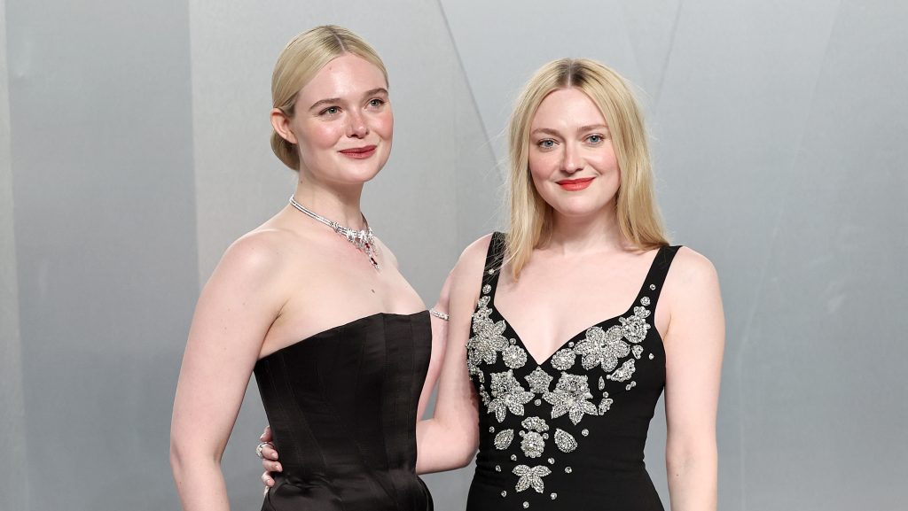 Dakota és Elle Fanning beugrottak egy V. kerületi étterembe