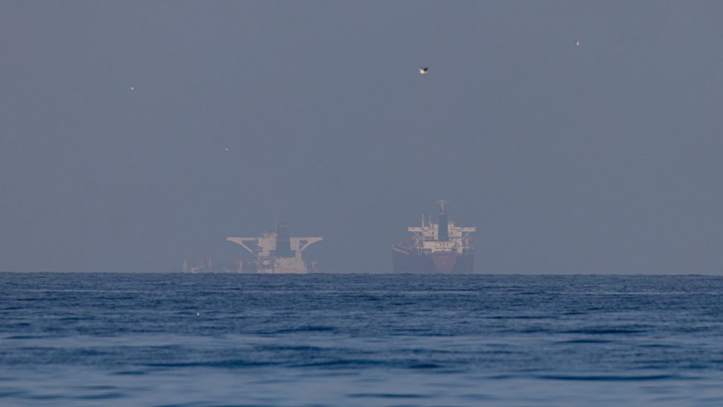 Kínába tartó kuvaiti olajszállítót ért dróntalálat Dubajban