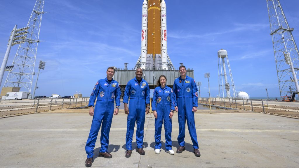 Megkezdődött a visszaszámlálás: 53 év után visszatér az emberiség a Holdhoz