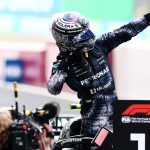 Kimi Antonelli a Japán Nagydíj leintése után.