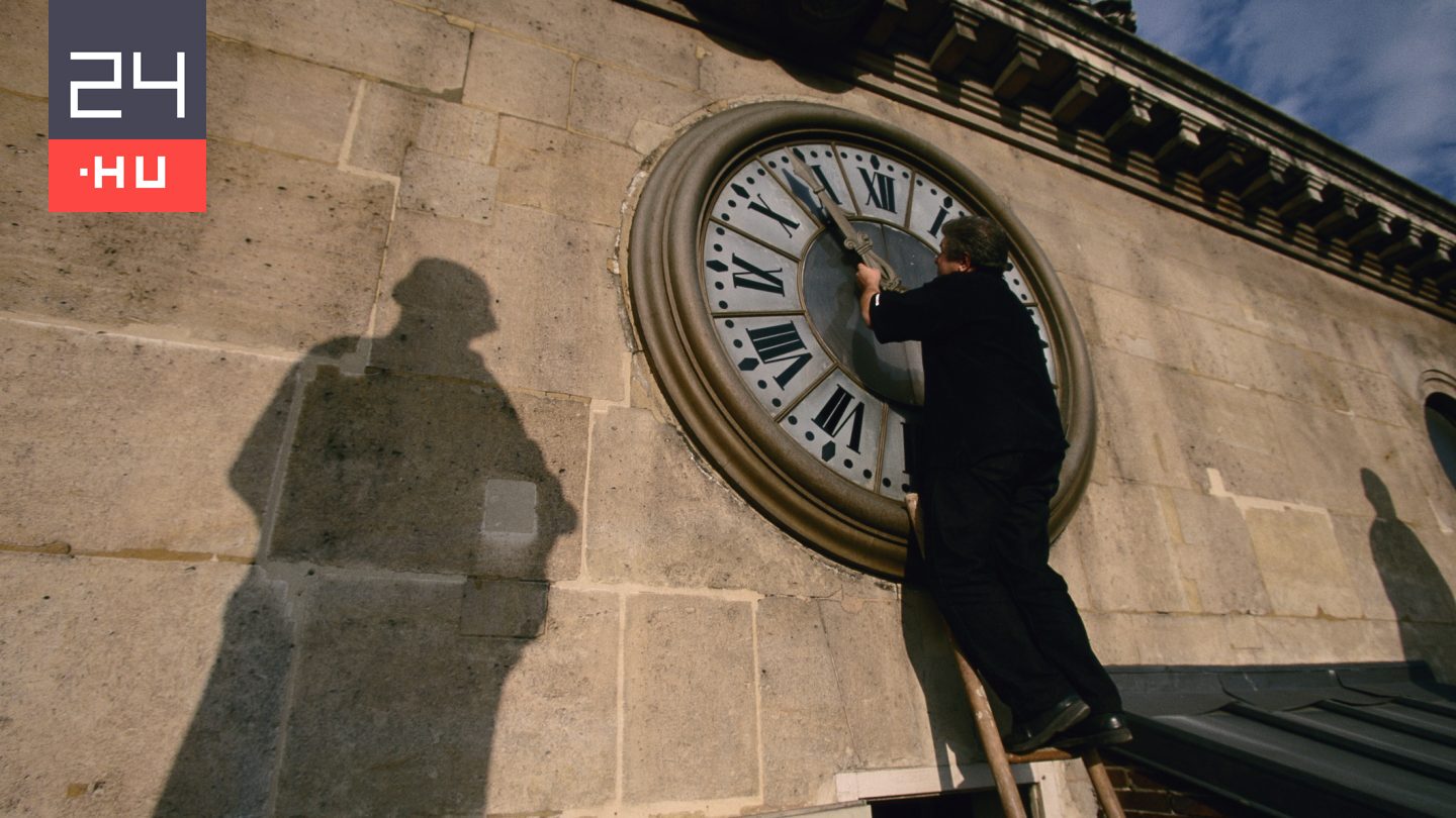 Figyelem: vasárnap óraátállítás