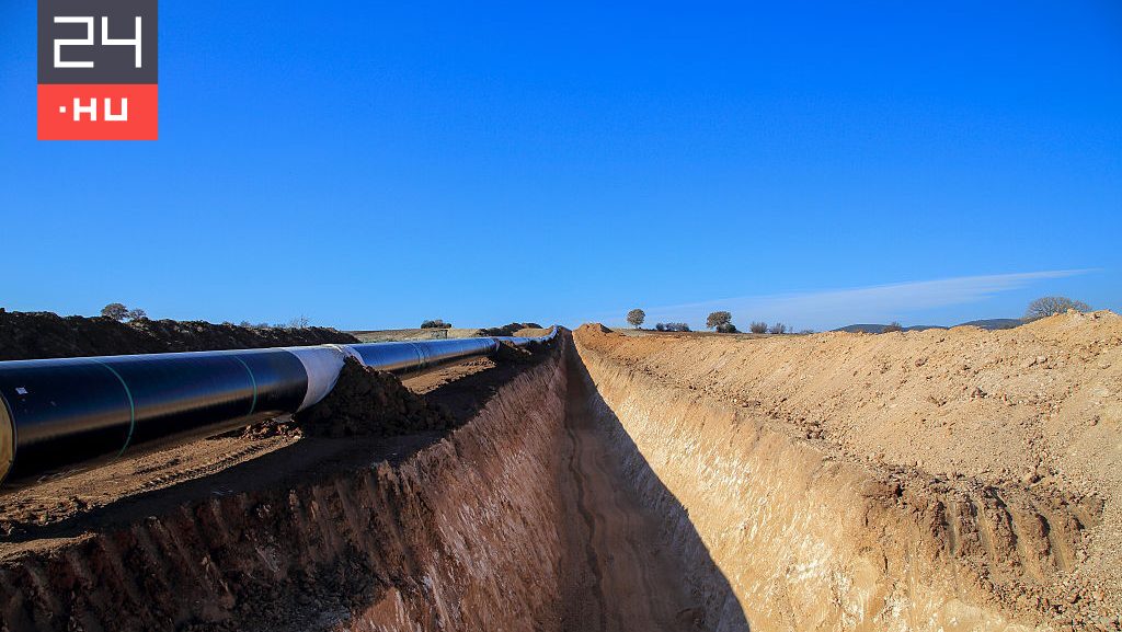 Kicselezik Orbán gázstopját: Magyarországot megkerülve érkezhet amerikai gáz Ukrajnába