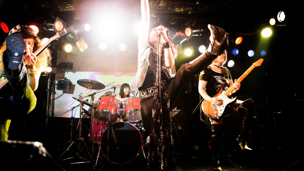 Kvíz: mennyire ismered a híres rockbandák zenészeit?