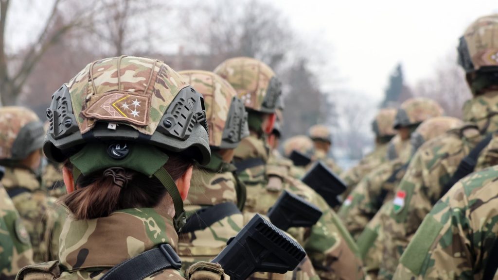 Meghalt egy harmadéves honvédtisztjelölt a Nemzeti Közszolgálati Egyetem Campusán