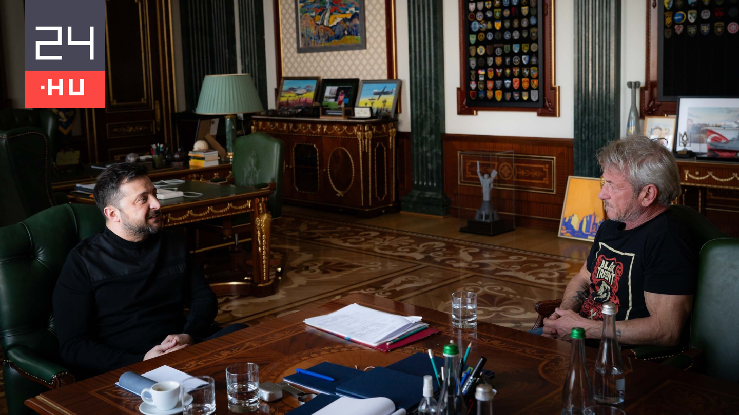 Itt egy friss fotó Zelenszkijről és Sean Pennről, aki az Oscar-gála helyett utazott Kijevbe