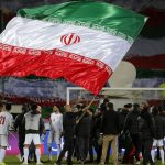 Az iráni válogatott tagjai ünnepelnek, miután bebiztosították a világbajnoki részvételt.