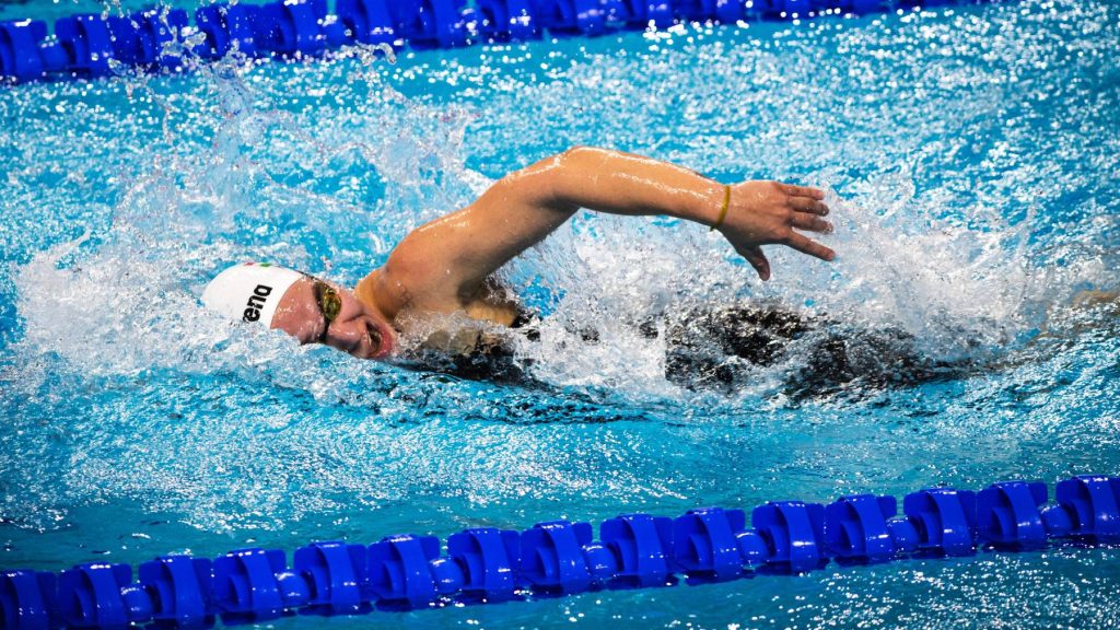 Az Ománban rekedt úszók hétfőn hazatérhetnek Magyarországra