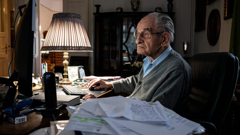 Meghalt Körmendi István, az ország legidősebb háziorvosa