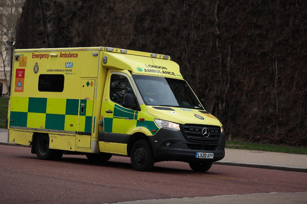 Zsidó szervezet négy mentőautóját gyújtották fel Londonban