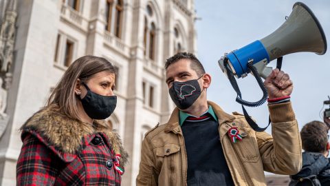 Novák Előd és Dúró Dóra