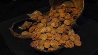 Orosz elásott aranyrubelek.