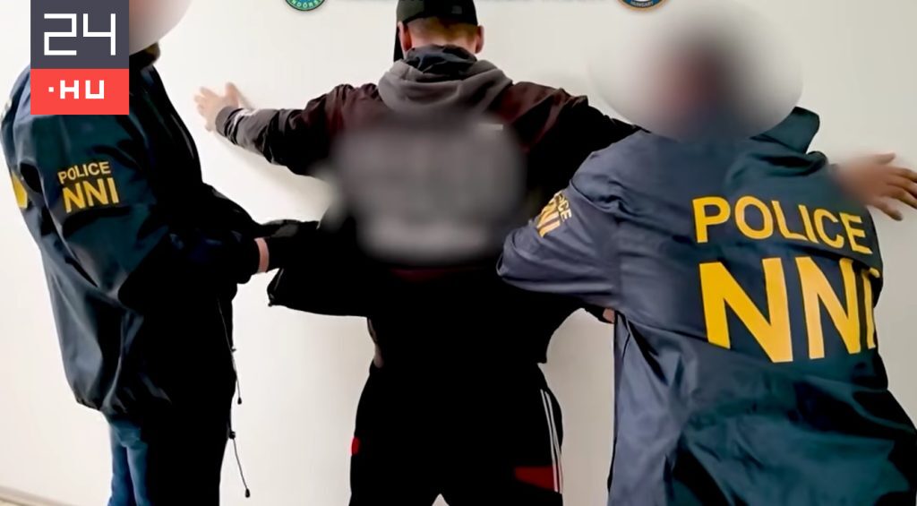 Tizenéves korában derült ki egy kislányról, hogy ötéves kora óta családon belüli szexuális erőszak áldozat