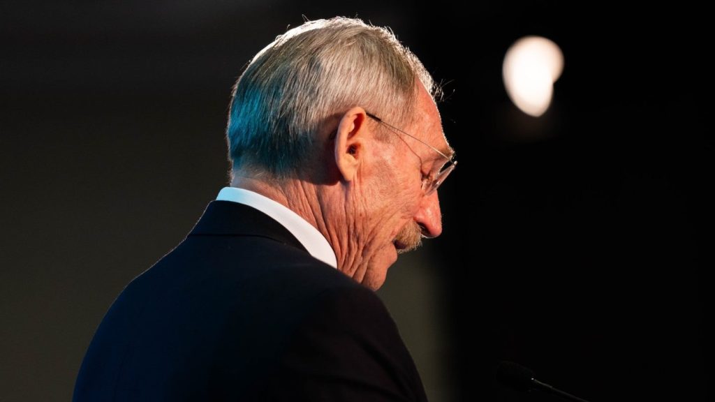 Szőlő utcai botrány: Pintér Sándort már a lemondásáról kérdezik