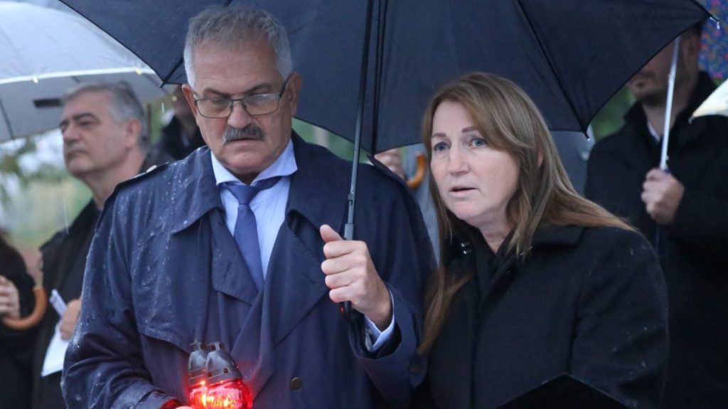 A háziorvos-polgármester feljelentést tett