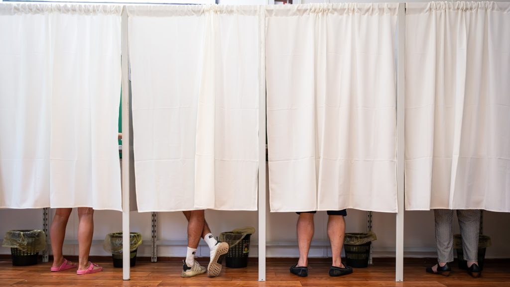 Néhány nap alatt jelentősen megnőtt a nemzetiségi névjegyzékben szereplő roma választópolgárok száma