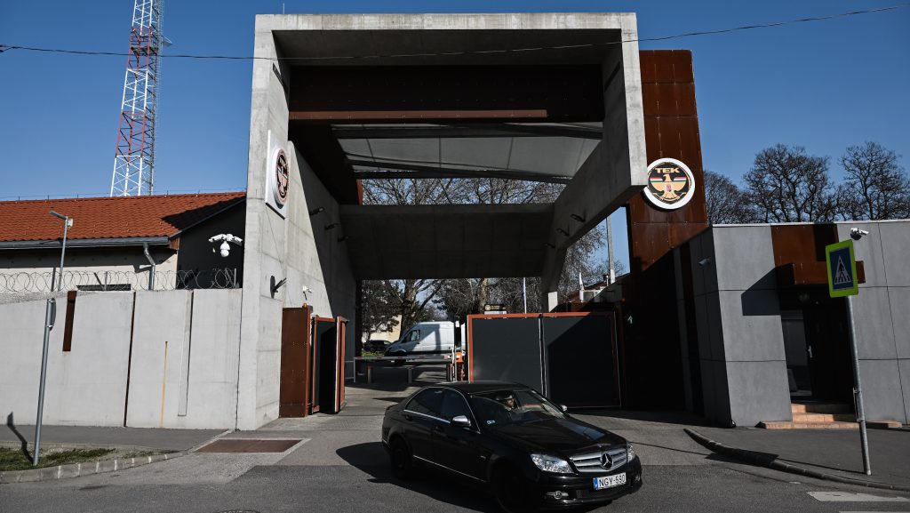 Ukrán pénzszállítók ügyvédje: Teljes a káosz, egymásnak mondanak ellent a hatóságok