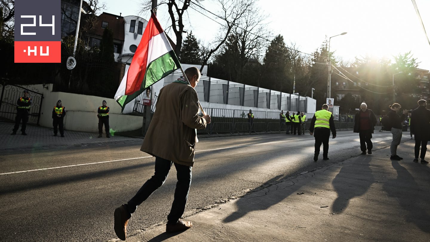 Az Istenhegyi utat a rendőrség lezárta