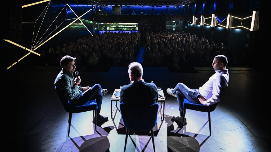 Élőben kérdeztük Török Gábort a választásról – galéria
