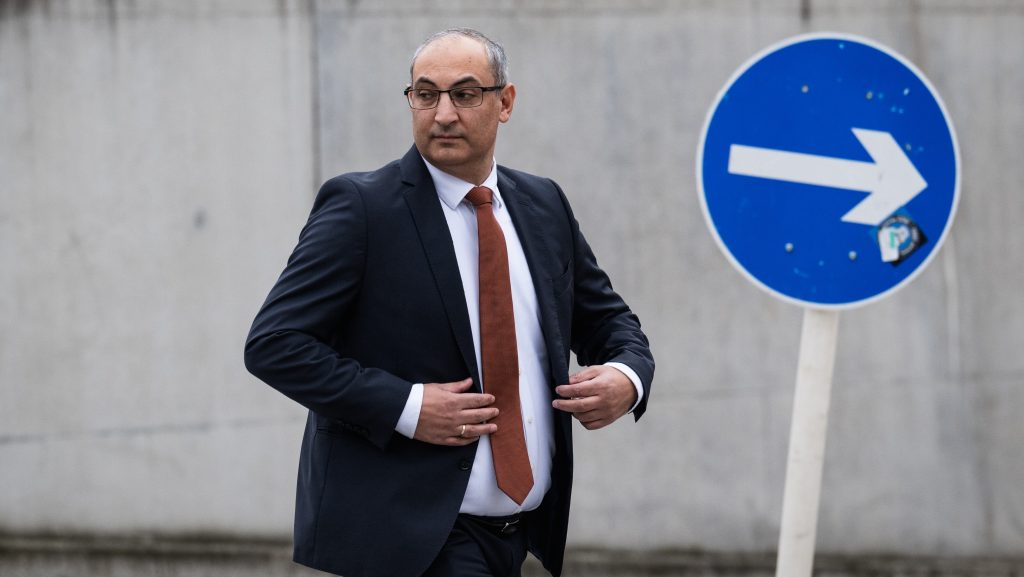 Minisztériumot váltanának a romák