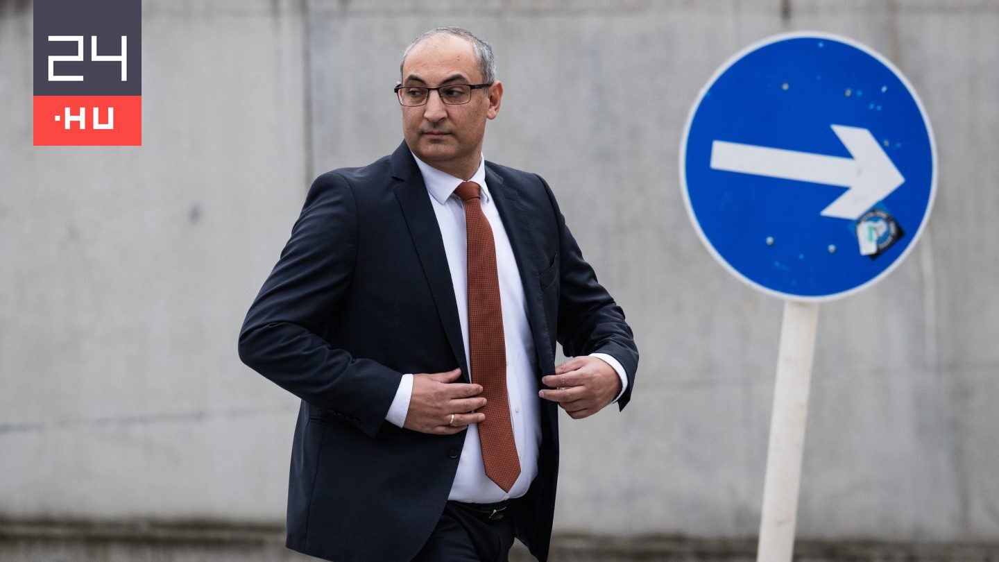 Minisztériumot váltanának a romák