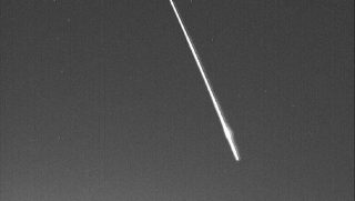 Tűzgömb, meteor Magyarország fölött.