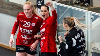 Johanna Reichert (29) és Kuczora Csenge (középen)