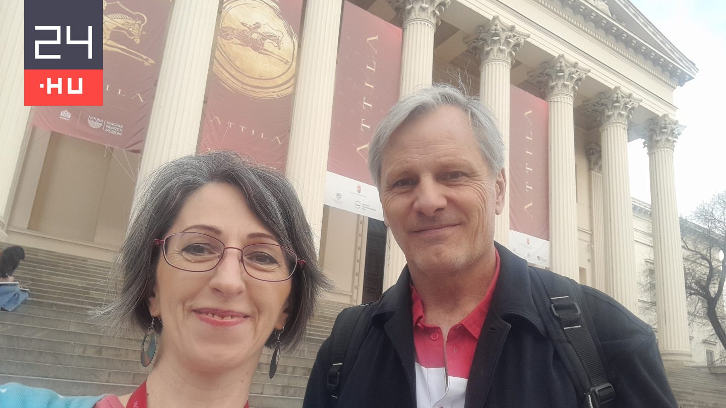 A Nemzeti Múzeumban tűnt fel a Gyűrűk Ura Aragornja, megnézte az Attila-kiállítást