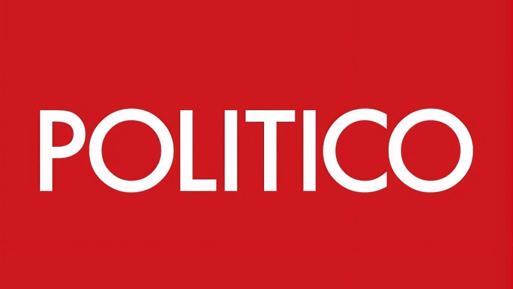 Belső vizsgálatot indított a Politico, mert lehallgatták az egyik riporterüket, az általa folytatott beszélgetés a Mandineren is megjelent a múlt héten