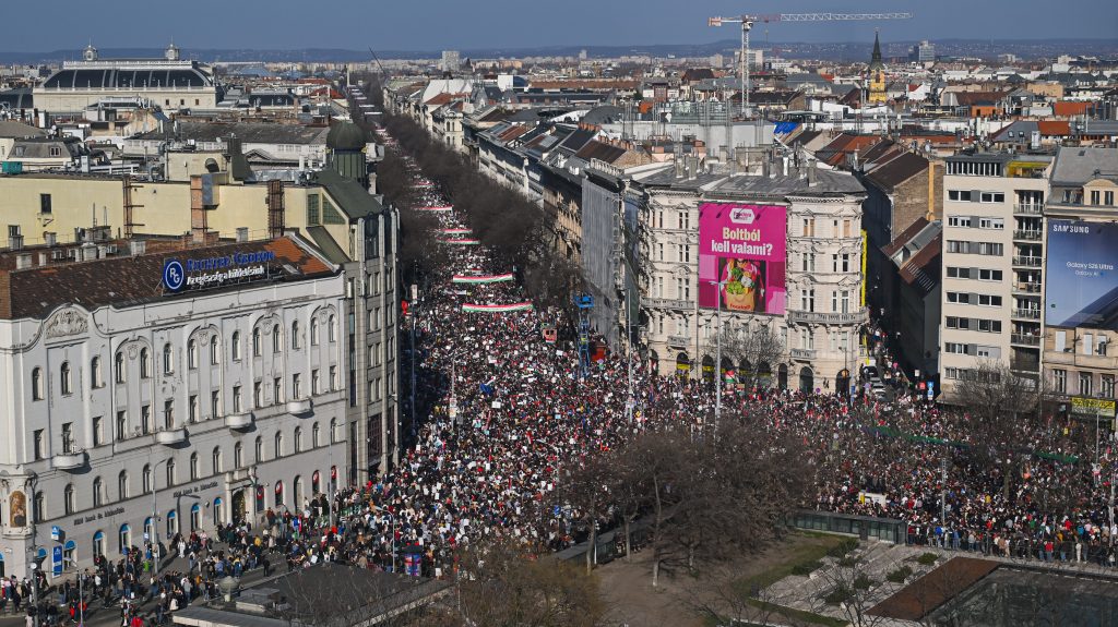 A nap legfontosabb hírei – 2026. március 15.