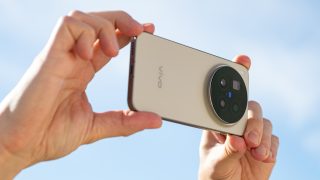 Vivo X300 Pro Yettel kínálat mobilszolgáltató