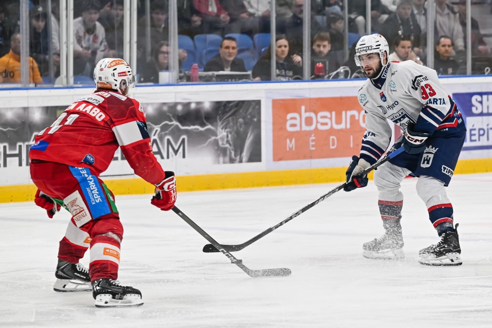 A Hydro Fehérvár AV19 és Klagenfurt párharca az osztrák bázisú jégkorong-bajnokságban.