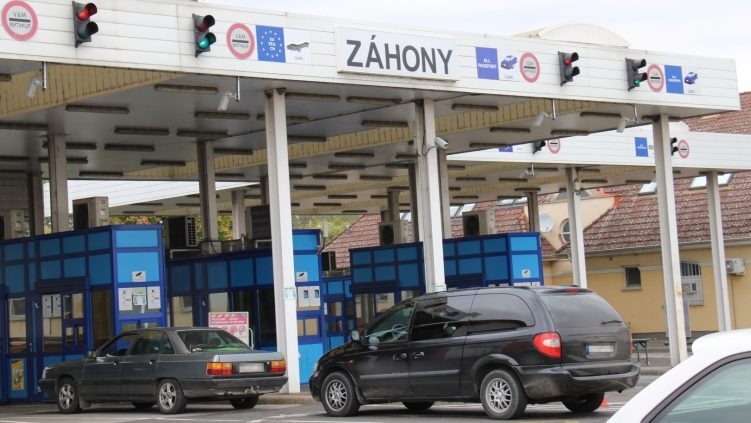 Záhonynál nem működik az ukrán-magyar határátkelő.