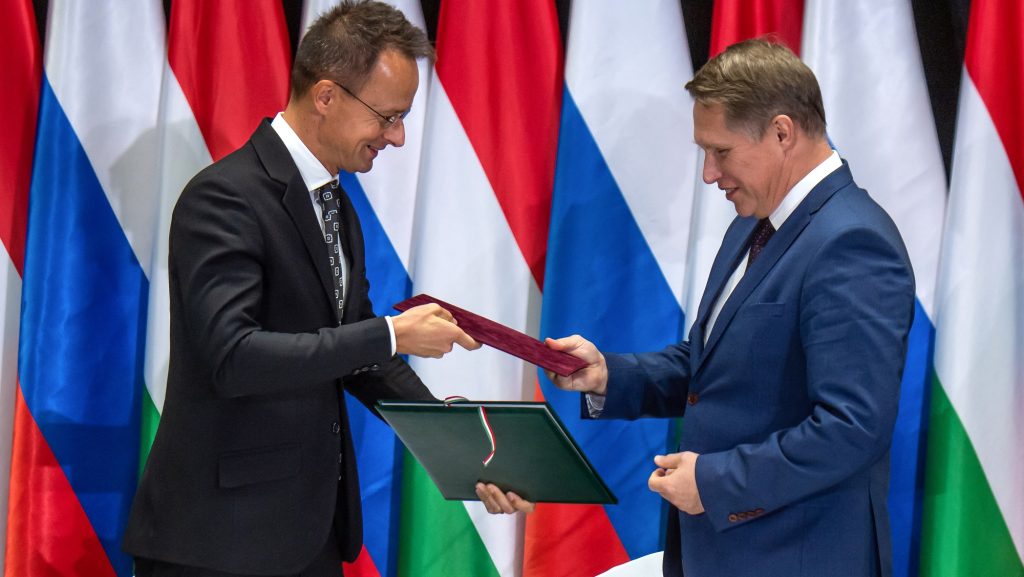 Politico: 12 pontos együttműködési megállapodást írt alá az oroszokkal Szijjártó, az orosz nyelvű oktatás erősítése is felmerült