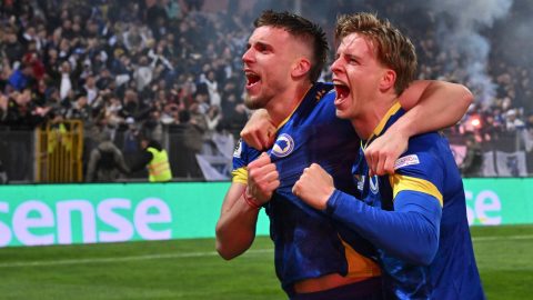 Ermedin Demirovic ígéret ingyen sör stuttgart 60 ezer ember