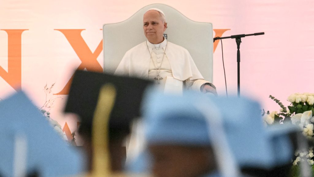 XIV. Leó: Gyilkos az a gazdaság, amelyben a profitot helyezik mindenek fölé