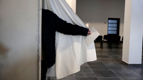 választás 2026 szavazó boríték