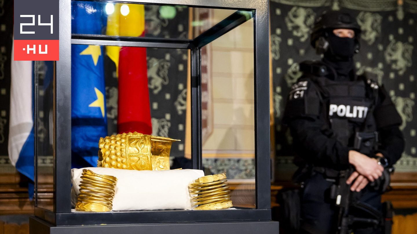 Megkerült az a 2500 éves ellopott aranysisak, amit robbantással loptak el a betörők egy holland múzeumból