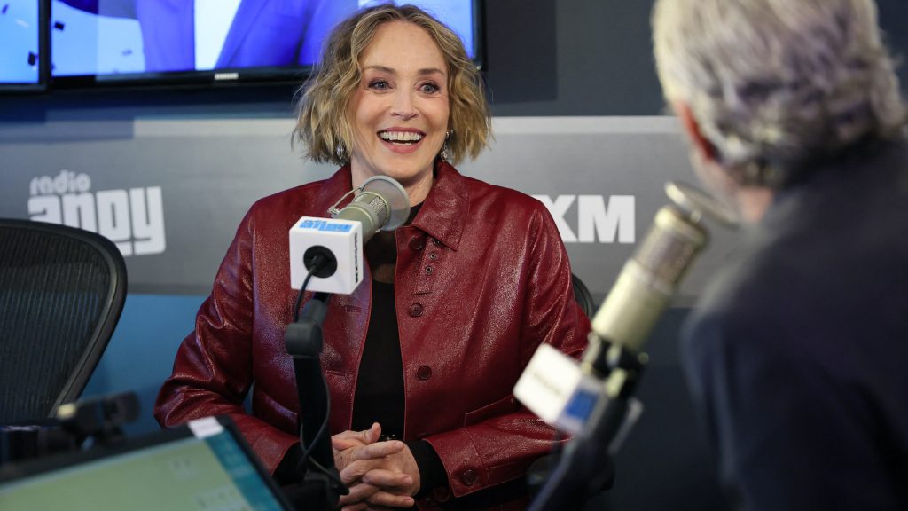 Sharon Stone áttekeri a filmes szexjeleneteket, mert inkább a képzeletére bízza