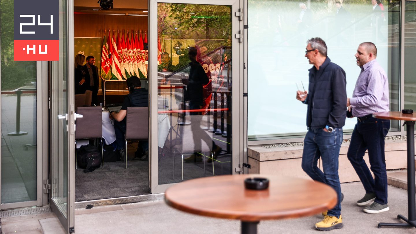 Sima a bejutás a Mi Hazánk eredményvárójára