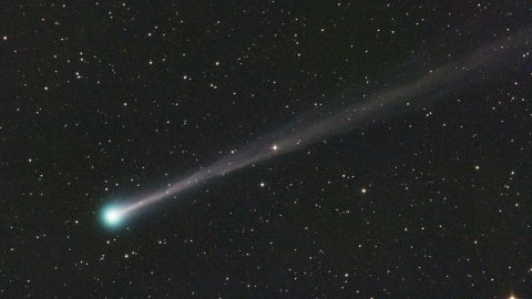 A C/2025 R3 (PANSTARRS) üstökös április 8-án.