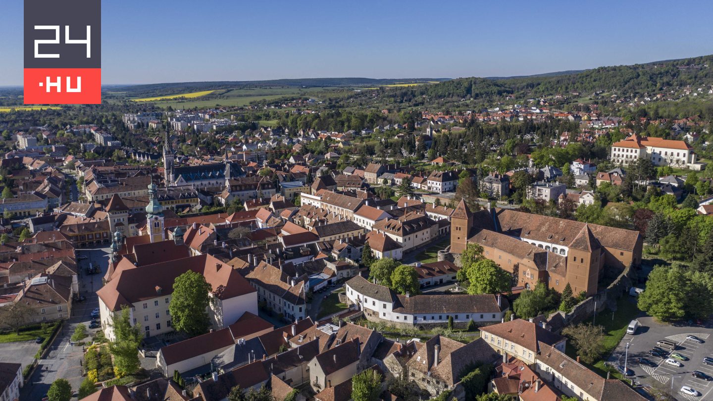 Újabb magyar városban erős az azbesztszennyezés gyanúja, maszkokat biztosítanak a helyi lakosoknak