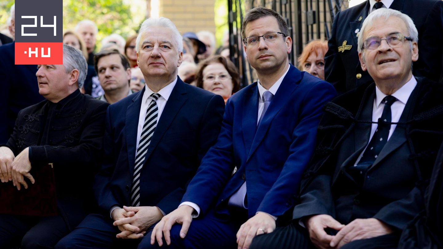 Gulyás és Semjén együtt avatták az egészségügyi miniszter apjának szobrát.